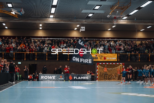 Fans in der Weststadthalle