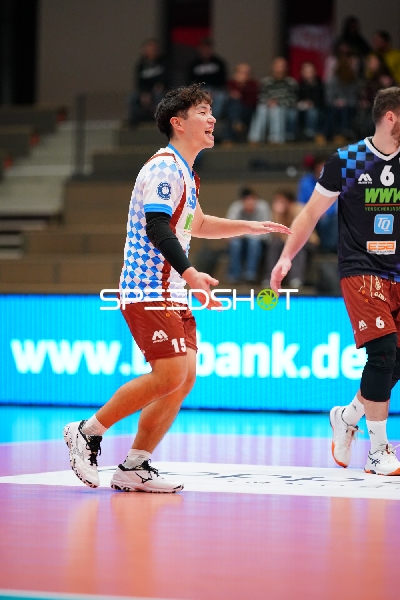 Spielszene mit Keisuke Matsuo (15; WWK Volleys Herrsching)