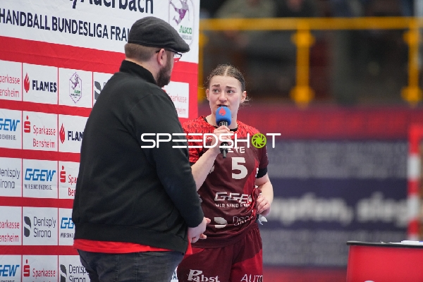 Szene mit Isabell Hurst (5; HSG Bensheim/Auerbach)