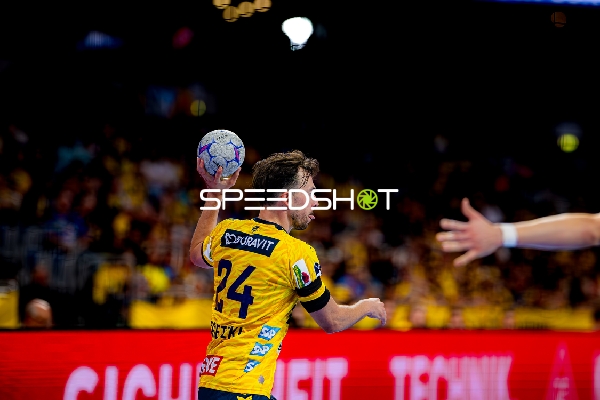 Patrick Groetzki (24; Rhein Neckar Löwen) wirft aufs Tor