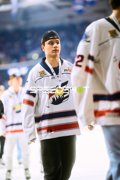 Jungadler feiern Meisterschaftstitel