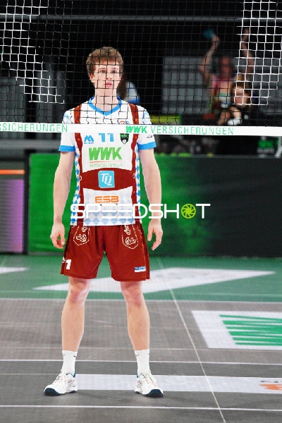 Spielszene mit Tobias Hosch (11; WWK Volleys Herrsching)