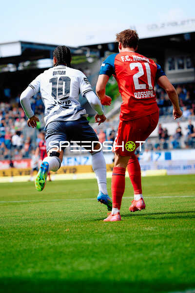 Justin Butler (10, SV Sandhausen) gegen 21, FC Hansa Rostock