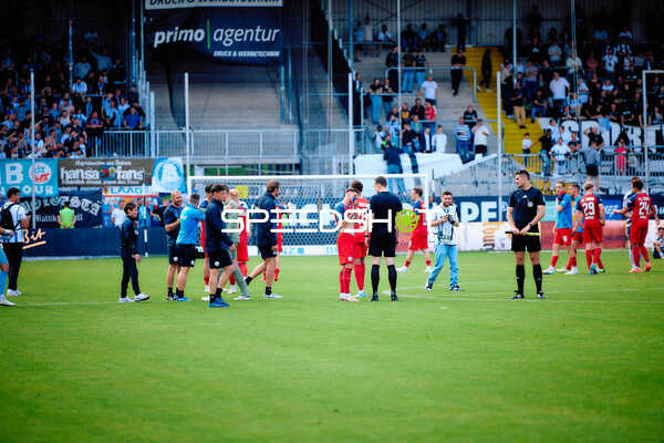 Spielende mit SV Sandhausen und FC Hansa Rostock