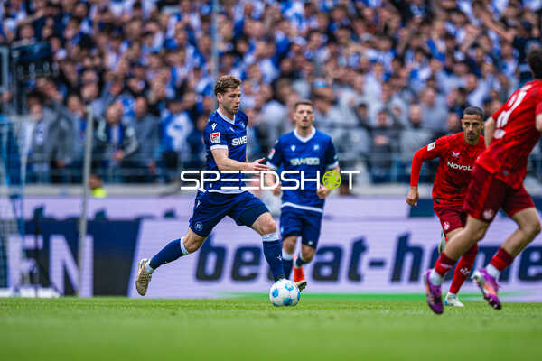 Dribbling 16'