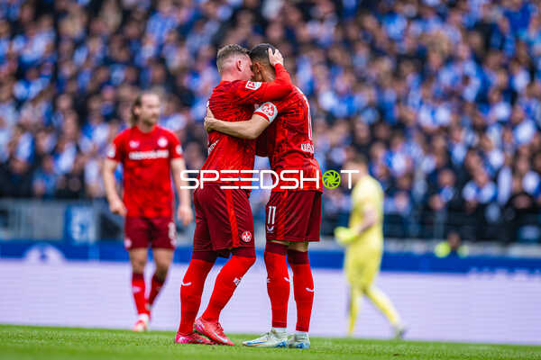 Torjubel Kenny Prince Redondo (11, 1. FC Kaiserslautern), Philipp Klement (10, 1. FC Kaiserslautern)