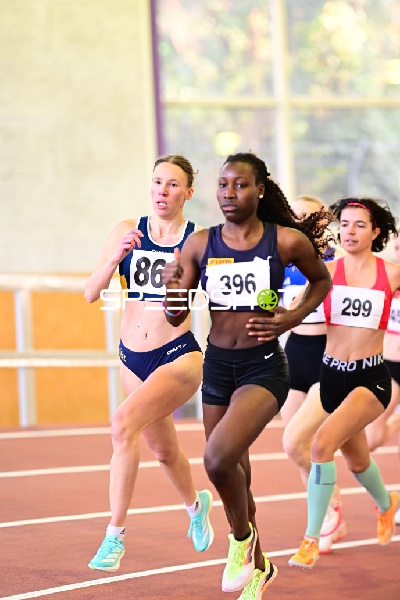 Amoikon Linda Zoè Amoikon Linda Zoè (396; USC Mainz) und Meyer Anna 299; LG Region Karlsruhe im Rennen