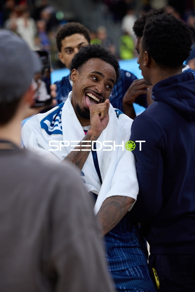 Jubel von Kevin McClain (3; MLP Academics Heidelberg) und Michael Weathers (20; MLP Academics Heidelberg)