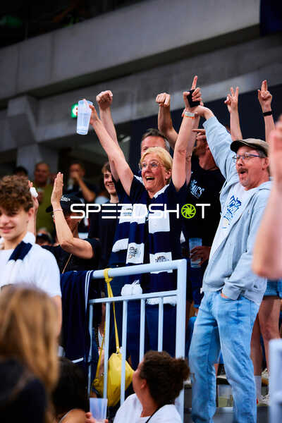 Jubelnde Fans MLP Academics Heidelberg