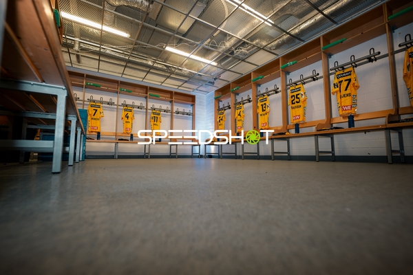 Rhein Neckar Löwen Trikots in der Kabine