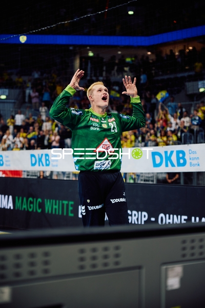 Spieler jubelt nach einem erfolgreichen Spielzug