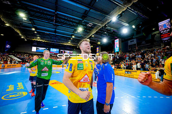 Jubel David Späth (29;Rhein Neckar Löwen), Steven Plucnar Jacobsen (9;Rhein Neckar Löwen)