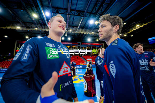 Gespräch David Späth (29;Rhein Neckar Löwen), Buric Benjamin (0;SG Flensburg Handewitt)