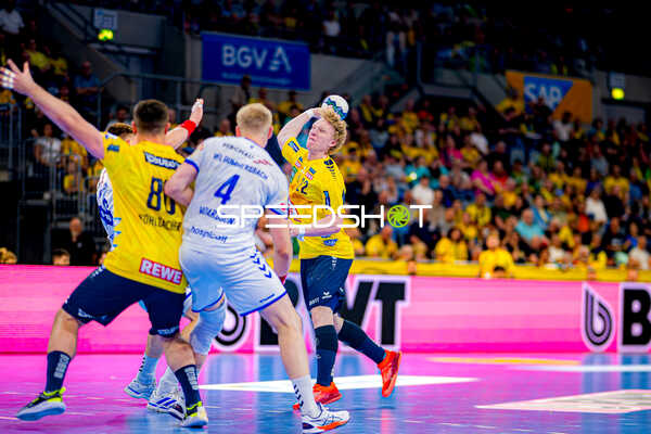 Gustav Davidsson (22, Rhein Neckar Löwen) wirft aufs Tor