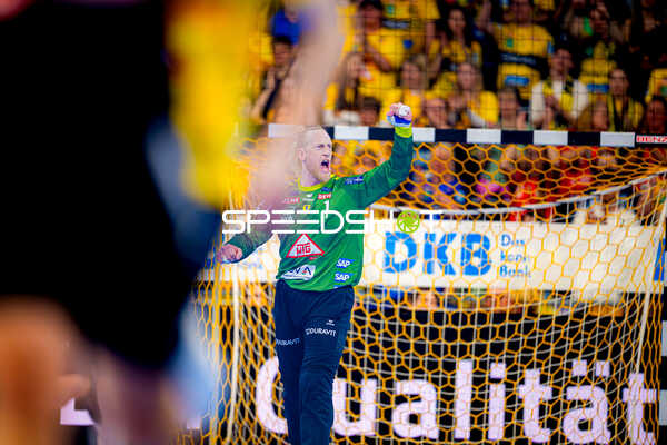Handball I Herren I Mikael Appelgren (1;Rhein Neckar Löwen) wehrt Ball ab