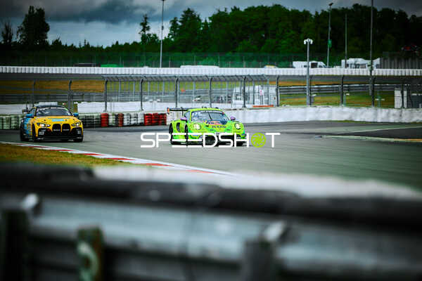 GT3 Fahrzeuge auf Strecke
