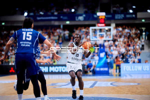 Dribbling und Verteidigung im Playoff-Spiel
