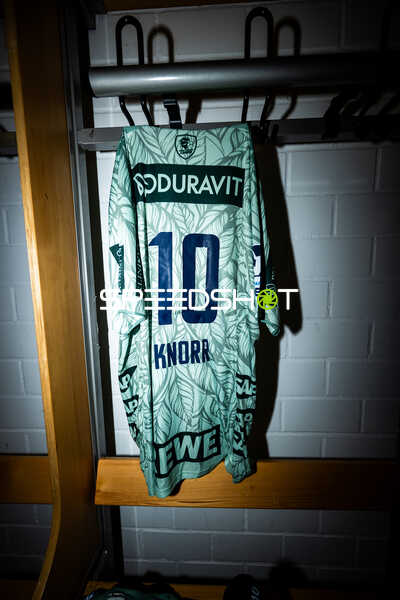 Trikot von im Umkleideraum