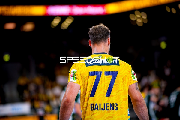 Dani Baijens (77; Rhein Neckar Löwen) steht bereit