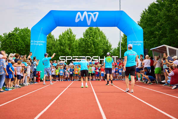 TVE Sommerlauf Edingen 2025: Start des Kinderlaufs am TVE Sportzentrum