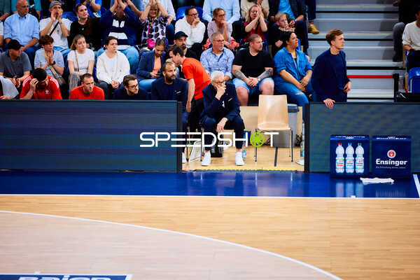 Coach an der Seitenlinie
