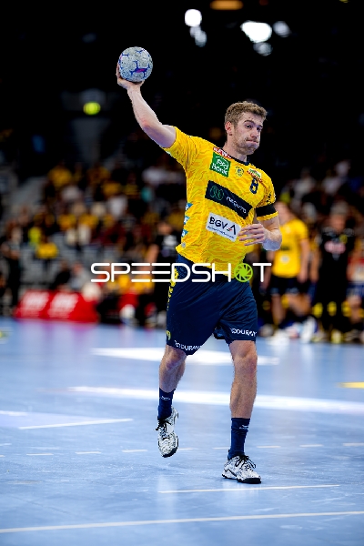 Tim Nothdurft (8; Rhein Neckar Löwen) wirft aufs Tor