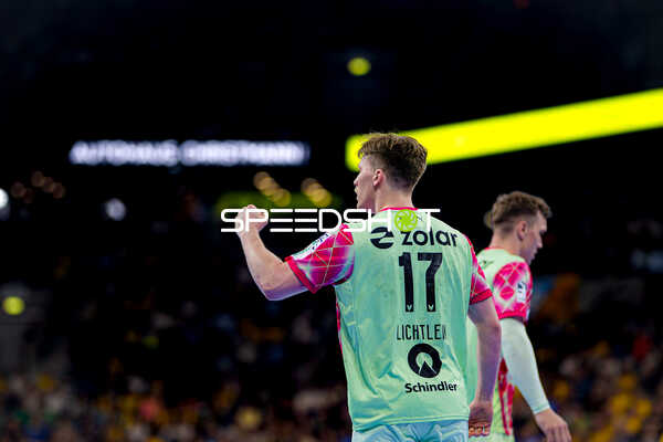 Spieler Leon Keller (17; Rhein Neckar Löwen) in Position