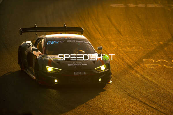 Audi R8 LMS GT3 evo II auf der Rennstrecke