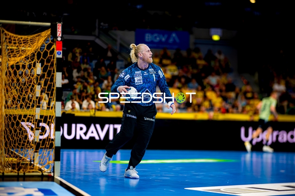 Torwart Mikael Appelgren (1; Rhein Neckar Löwen) wirft aufs Tor