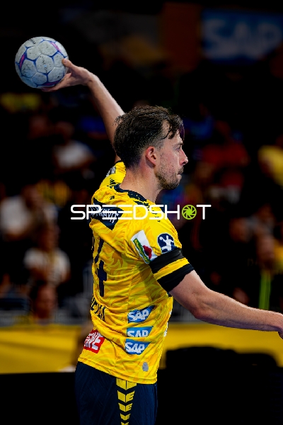 Patrick Groetzki (24; Rhein Neckar Löwen) wirft aufs Tor