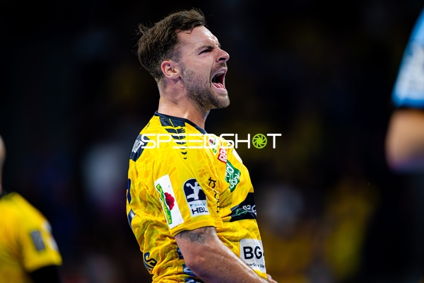 Dani Baijens (77; Rhein Neckar Löwen) jubelt