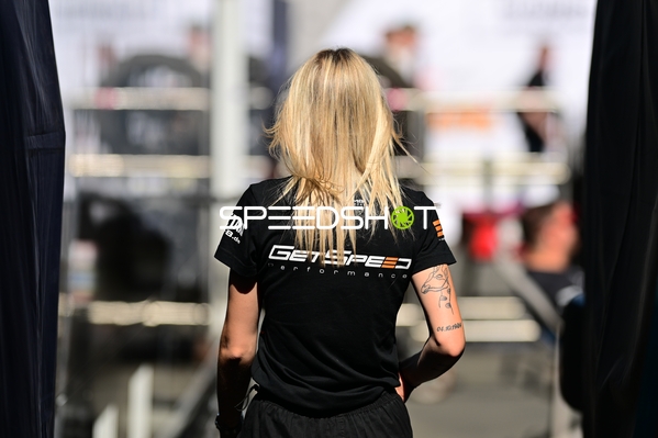 Motorsport Team GetSpeed im Fahrerlager