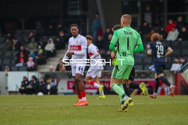 Spielszene mit Mohamed Sankoh (44; VfB Stuttgart II)