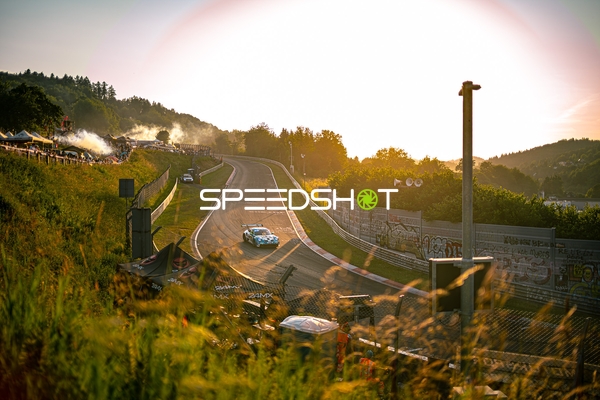 Rennfahrzeug auf der Nordschleife