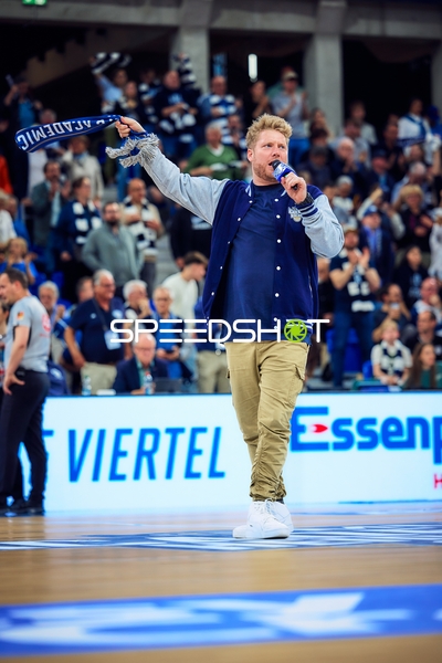 Kevin Gerwin (49, MLP Academics Heidelberg) spricht