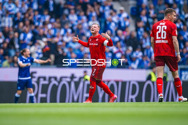 Spielerreaktion Marlon Ritter (7, 1. FC Kaiserslautern), Filip Kaloc (26, 1. FC Kaiserslautern)