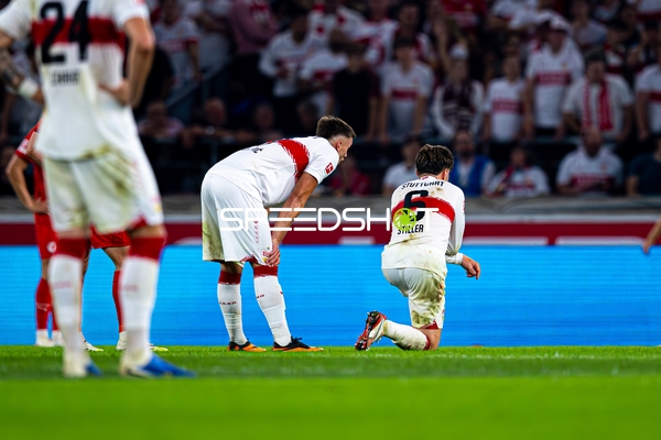 Angelo Stiller (6; VfB Stuttgart) in Pause