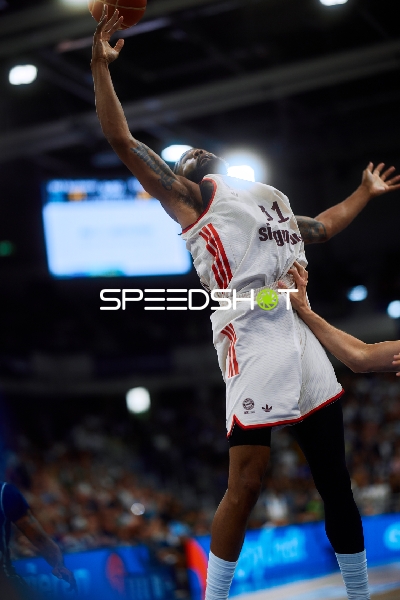 Zweikampf auf dem Court