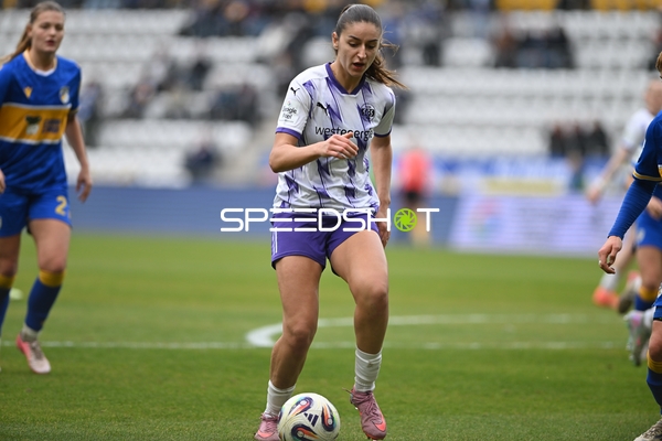 Ballkontrolle und Verteidigung