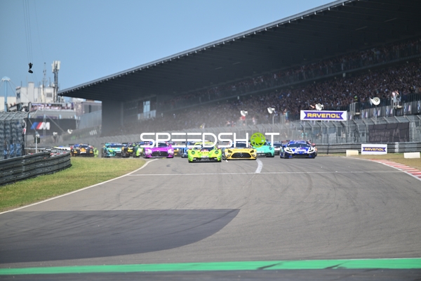 Start beim 24h Rennen 2025 Nürburgring