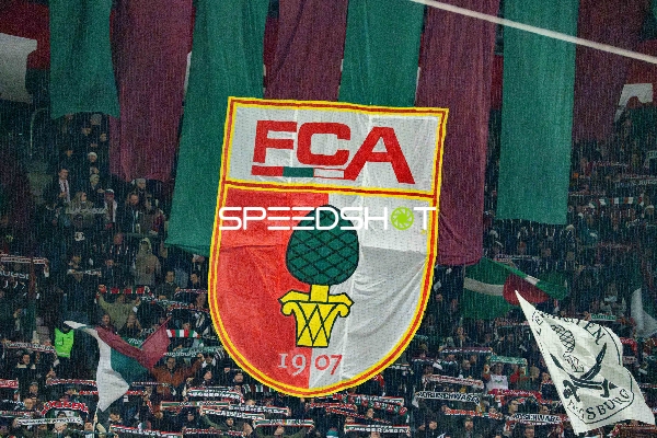 FCA Fans mit Banner