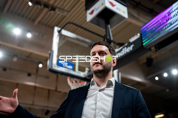 Szene mit Franjo Borchers (998; EWE Baskets Oldenburg)