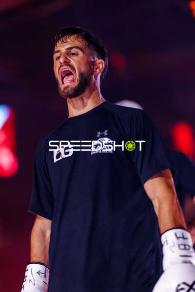 Boxer zeigt Emotionen