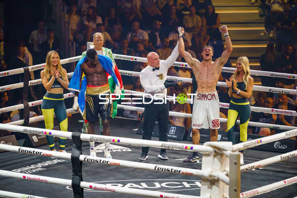 Sieg für Boxer Pa Sports (Parham Vakili) (10; VIP)