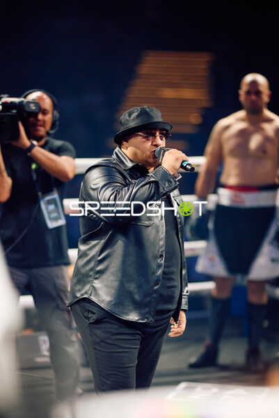 Moderator im Ring