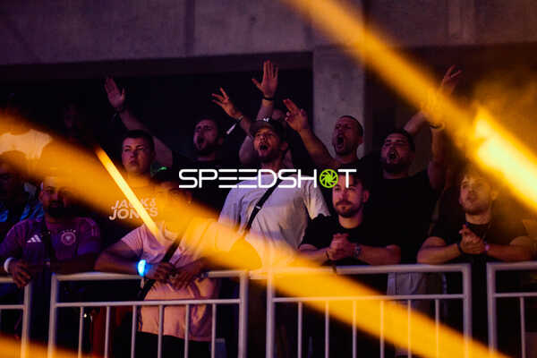 Publikum in Ringside Zone