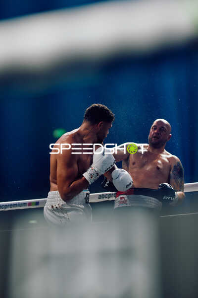 Profiboxer im Ring