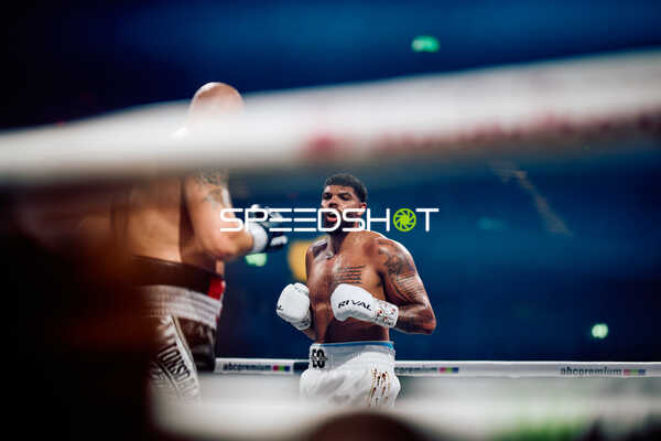 Boxer Emanuel Odiase in Aktion