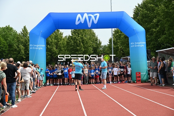 Startvorbereitung TVE Sommerlauf Edingen