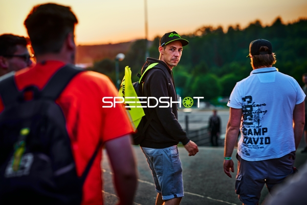 Fans beim 24h Rennen 2025